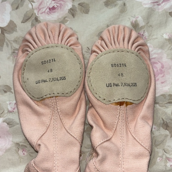 Bloch Pro Elastic Canvas Ballet Slippers 4B pink - Picture 2 of 4